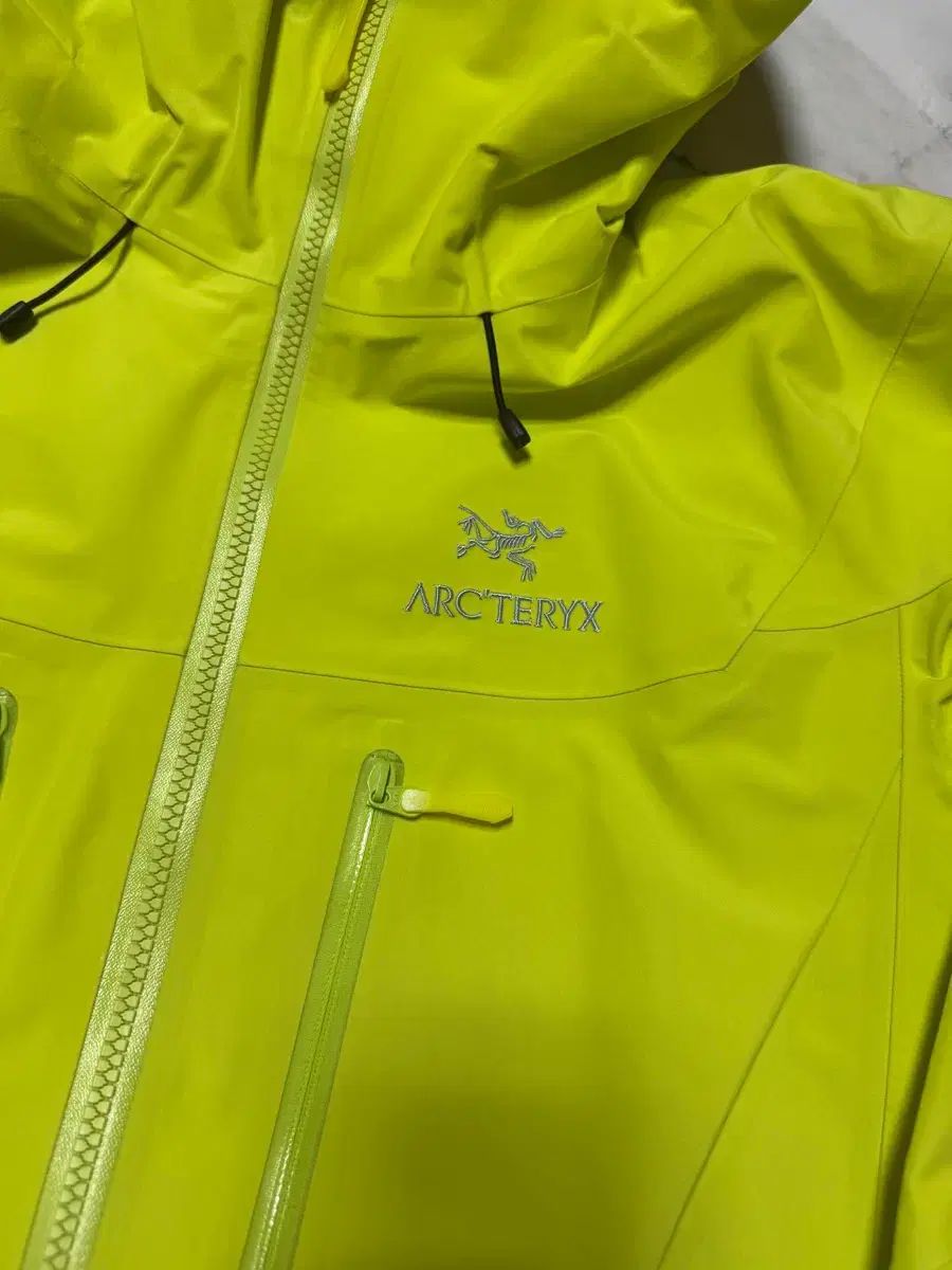 ARC TERYX アークテリス アルファSVジャケット レディース