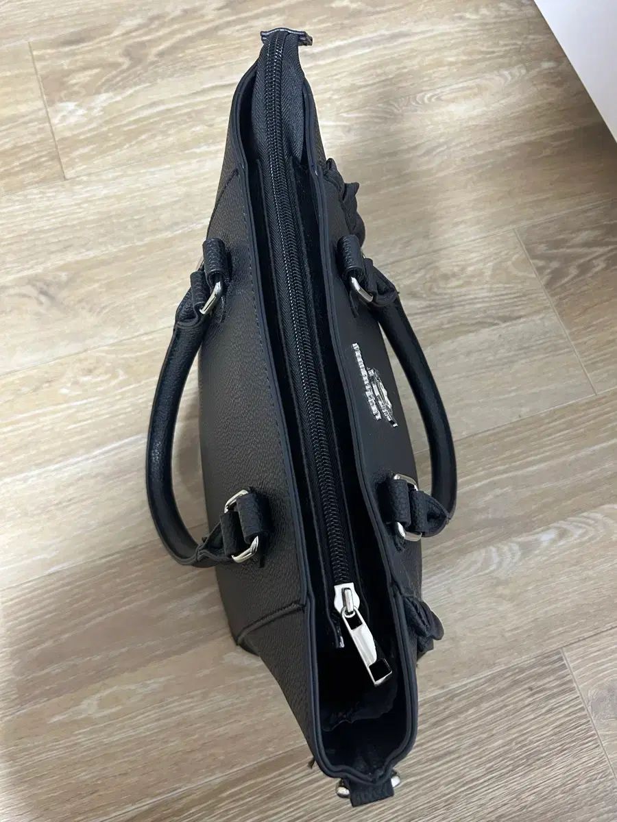 ショルダーバッグ