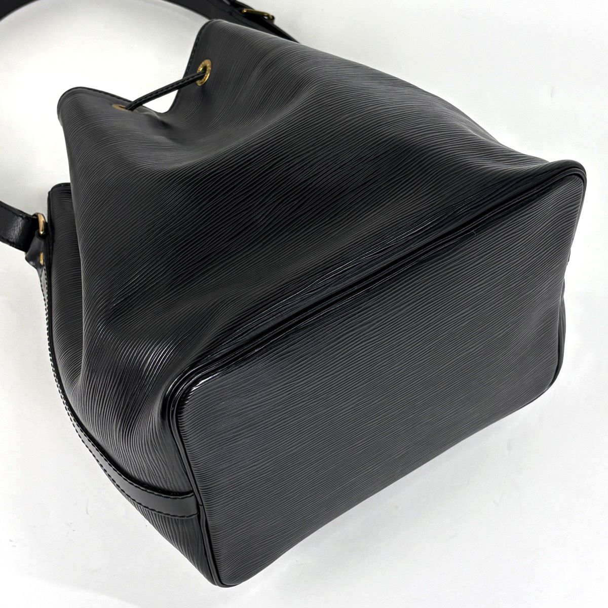 ルイ・ヴィトン Louis Vuitton プチ ノエ ワンショルダー 肩掛け 巾着