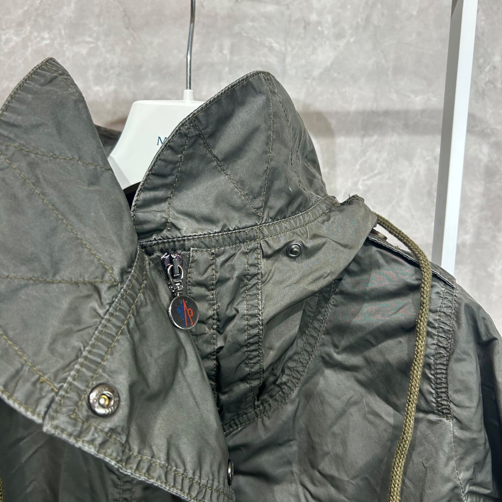 MONCLER モンクレール ナイロンジャケットパーカー カーキ0 - メルカリ