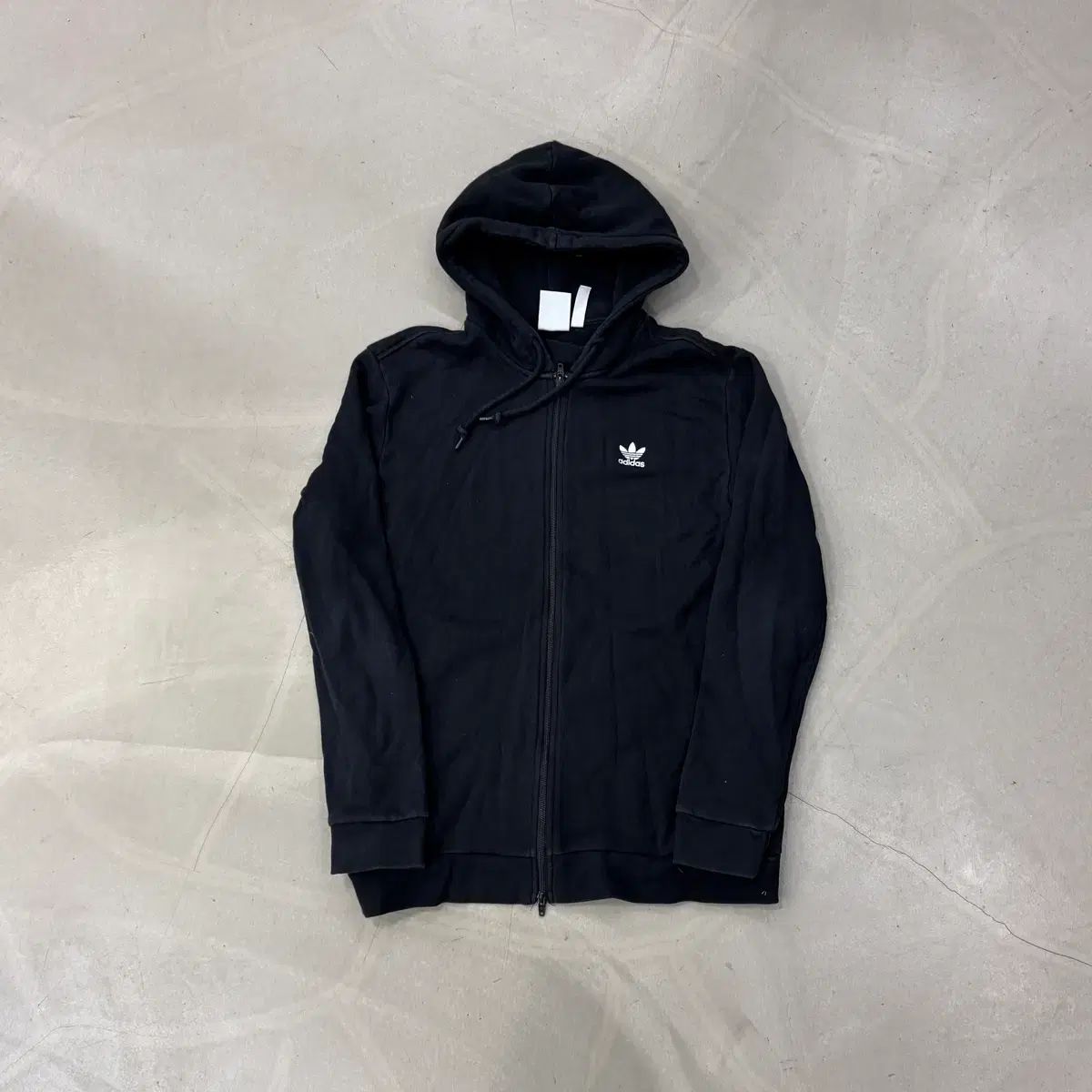 アディダス フード ジップアップ ブラック 2XL - メルカリ