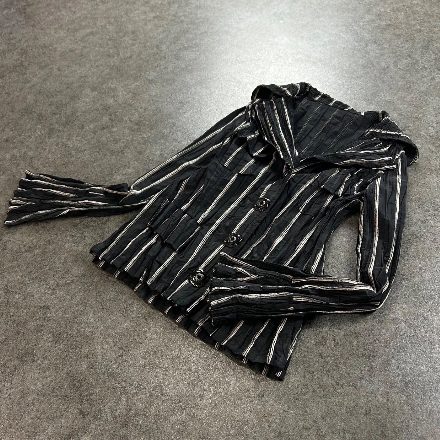 NOKO OHNO ノコ オーノ お洒落な逸品 長袖 ノーカラージャケット