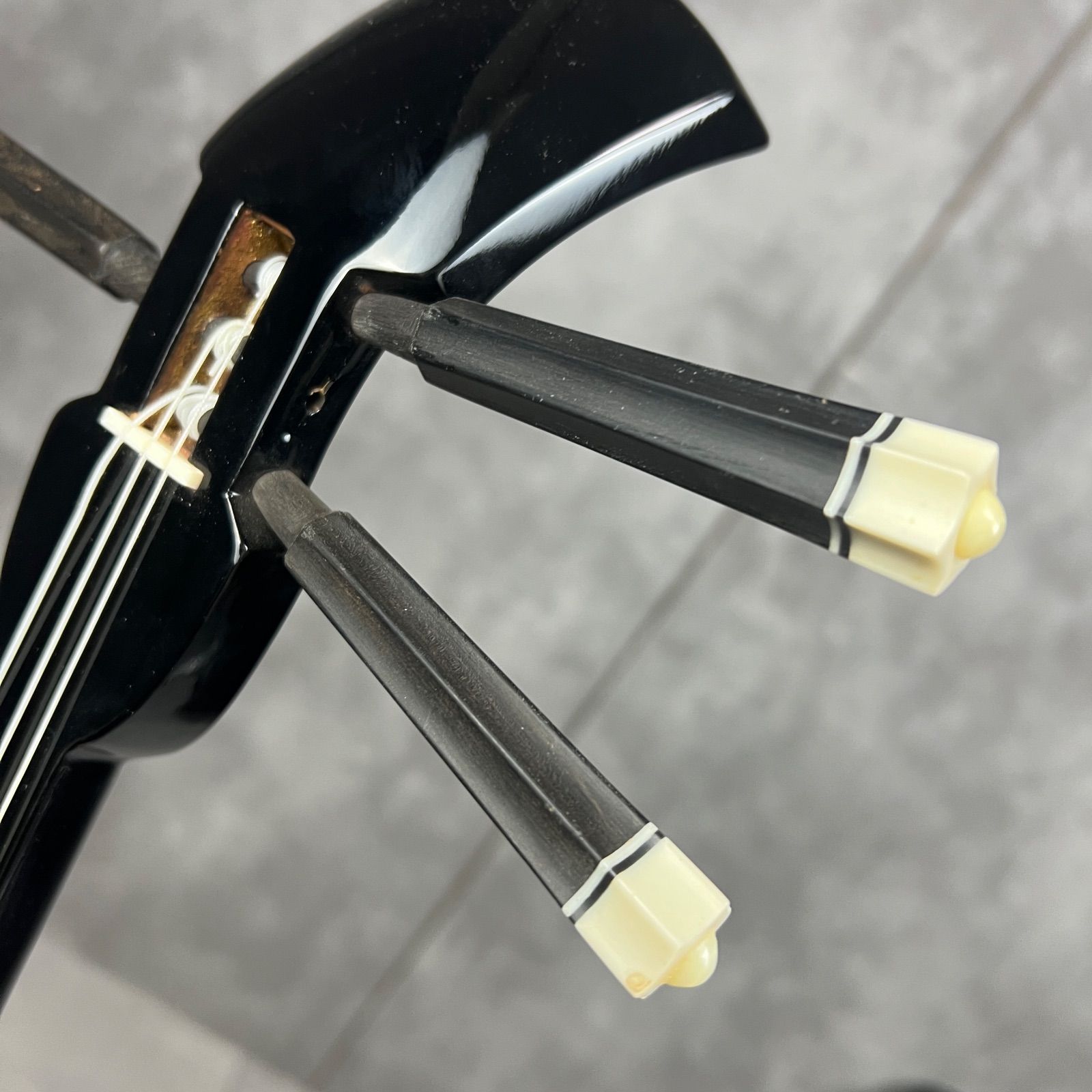 フォローで割引クーポン配布中】 本蛇皮 沖縄三線 強化張り 全長約80cm