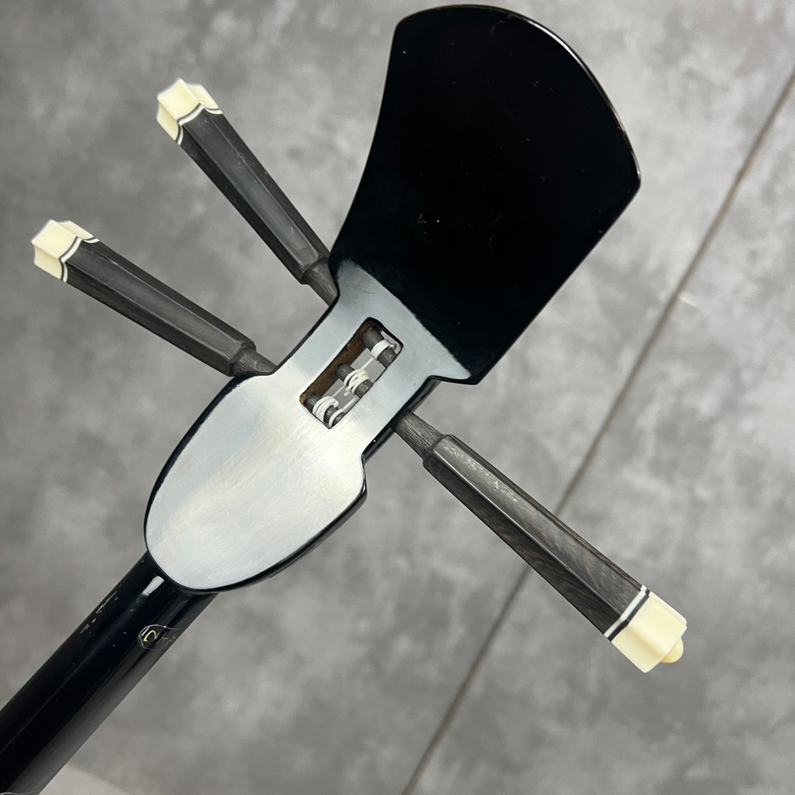 フォローで割引クーポン配布中】 本蛇皮 沖縄三線 強化張り 全長約80cm