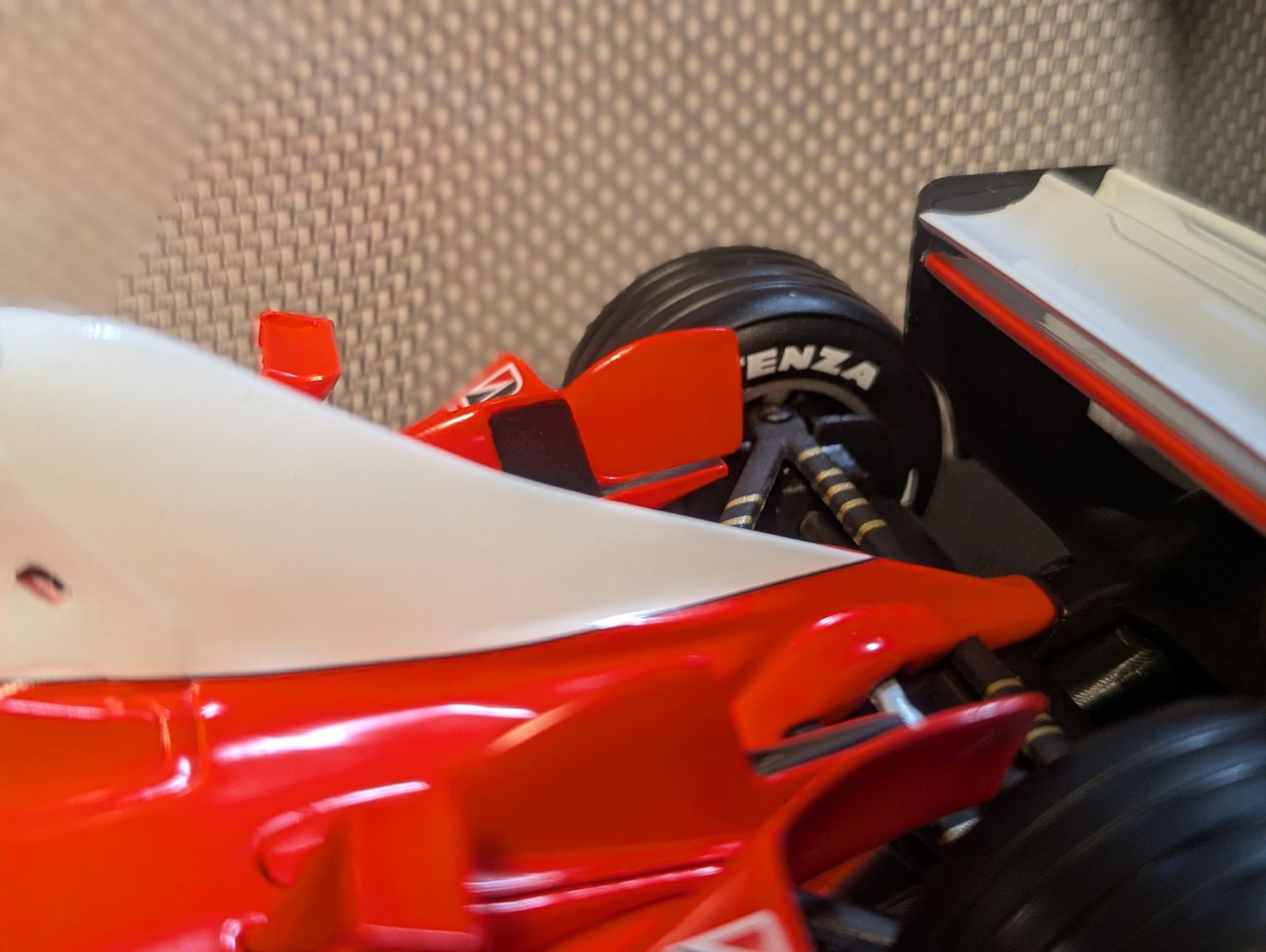 未開封1/18マテル フェラーリF2003‐GAミハエル・シューマッハ - メルカリ