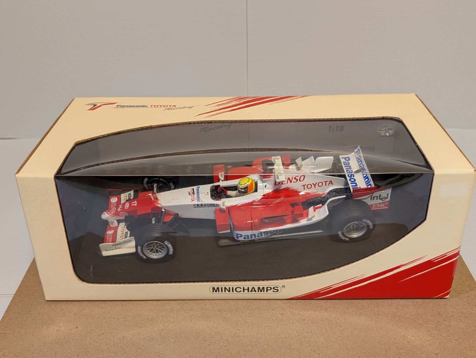 TOYOTAパッケージ1/18ミニチャンプス TOYOTATF105ラルフ・シューマッハ