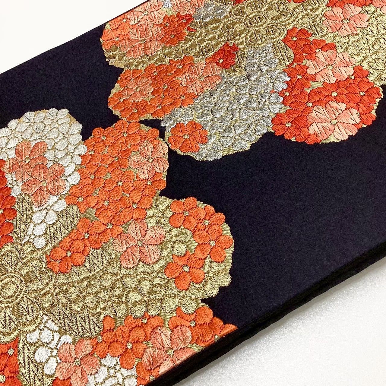 A 183袋帯 六通柄 吉祥文様 正絹 美品 着物 A 183袋帯 六通柄 吉祥文様 正絹 美品 着物