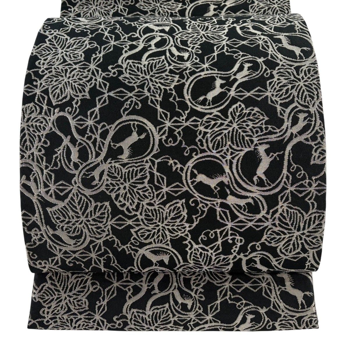 美品】 袋帯 名品 人間国宝 南部芳松 落款 瓢箪に駒 瓢箪 馬 銀糸 黒