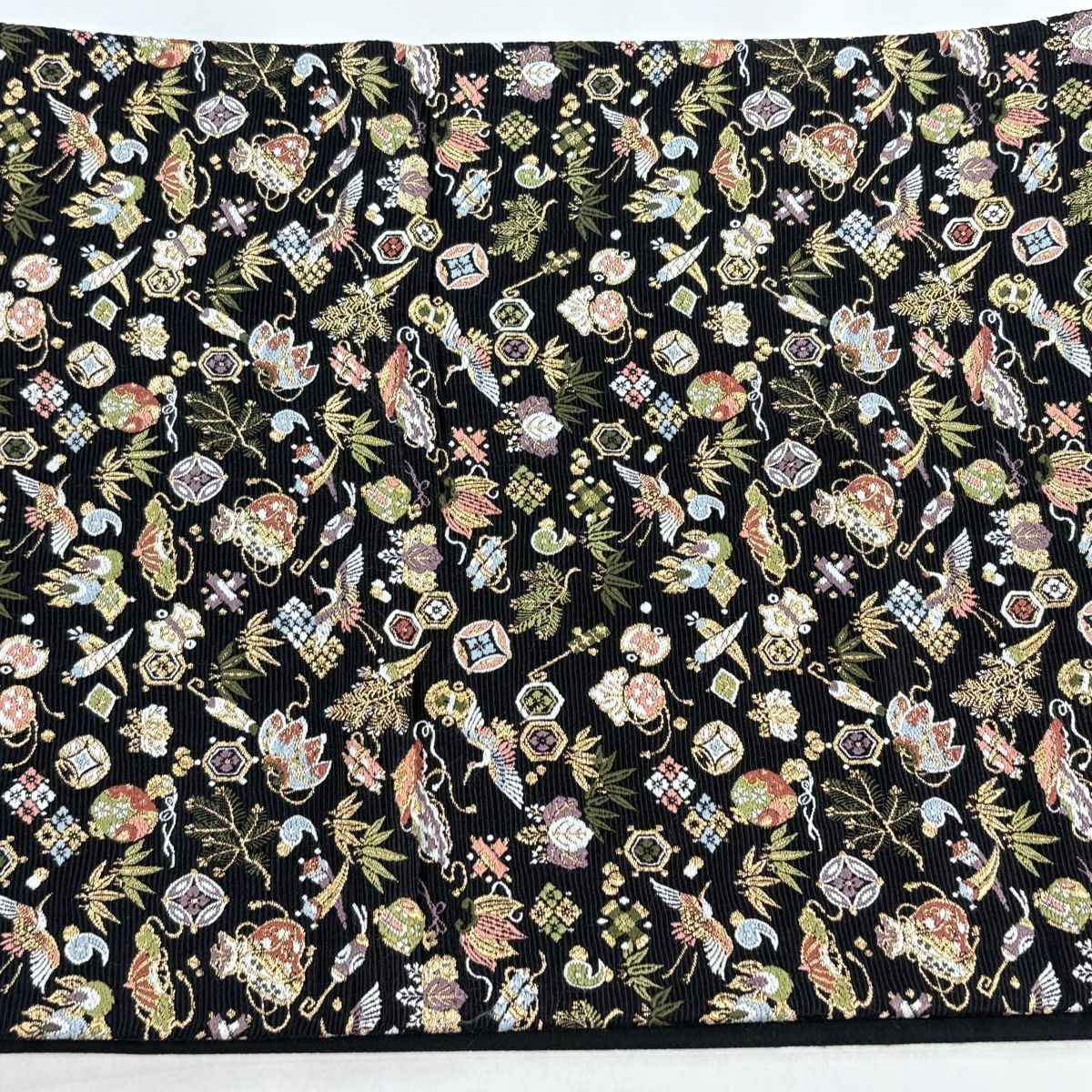 袋帯 名品 宝尽くし 金糸 黒 六通 正絹 【中古】 - メルカリ