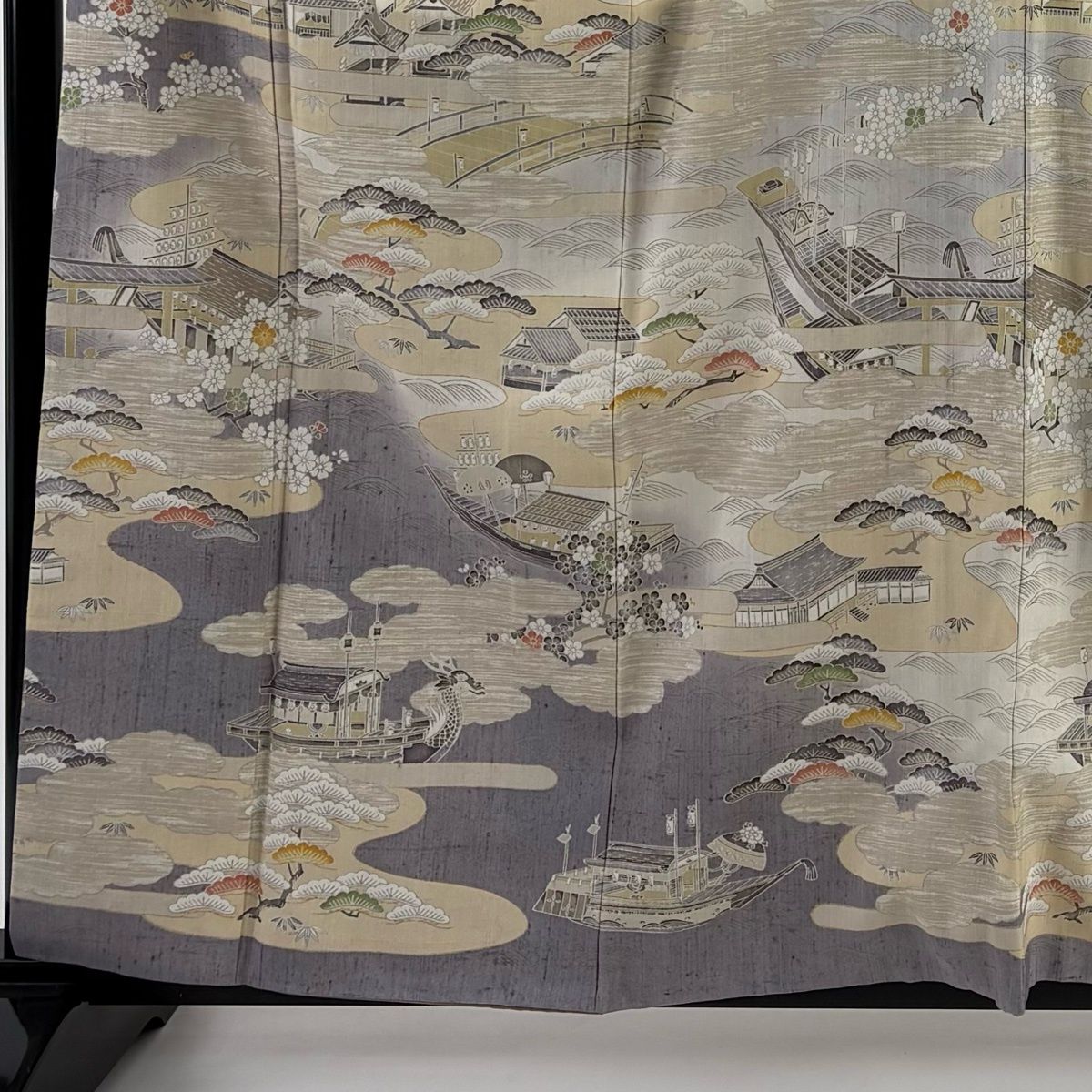 美品】 訪問着 身丈160.5cm 裄丈65.5cm M 袷 紬地 建物 松竹梅 金彩 灰