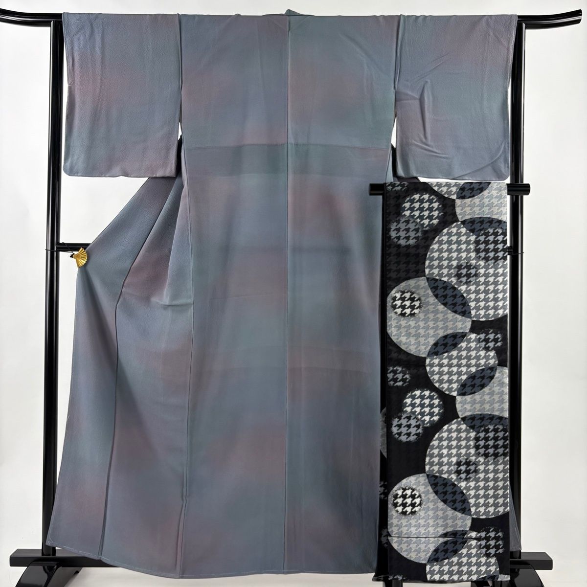 美品 スピ買□ 着物 逸品 袋帯 黒灰 三才鳥 斉藤三才 染分け お太鼓