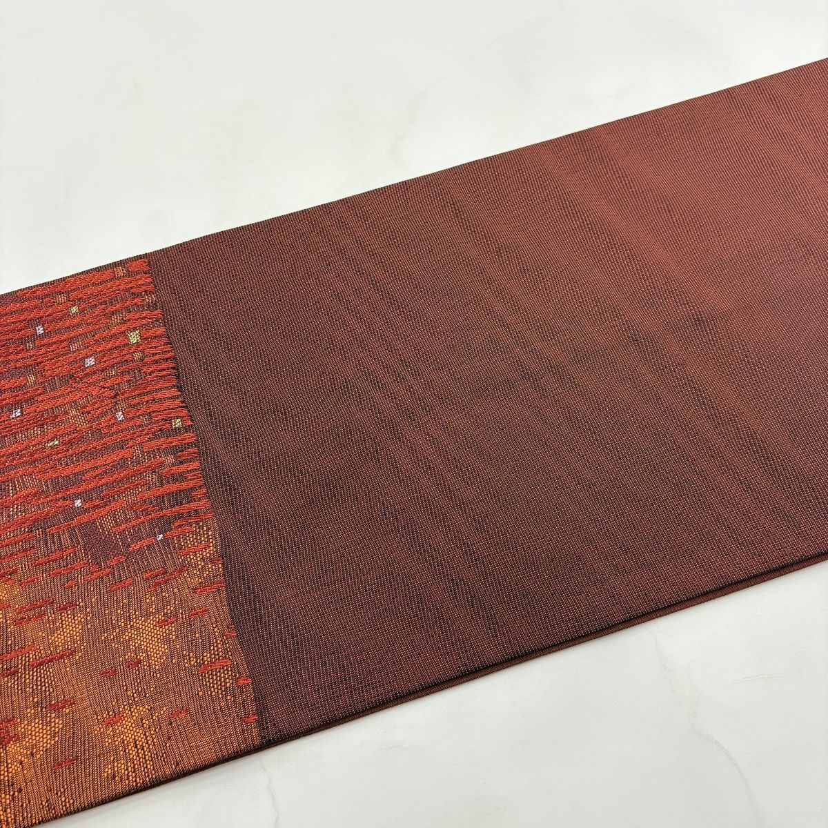 美品】 袋帯 秀品 幾何学模様 刺繍 金糸 赤茶 六通 正絹 【中古