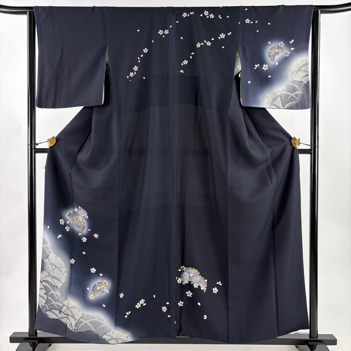 付下げ 身丈157.5cm 裄丈64cm M 袷 雪輪 桜 金糸 金彩 濃紺 正絹 秀品