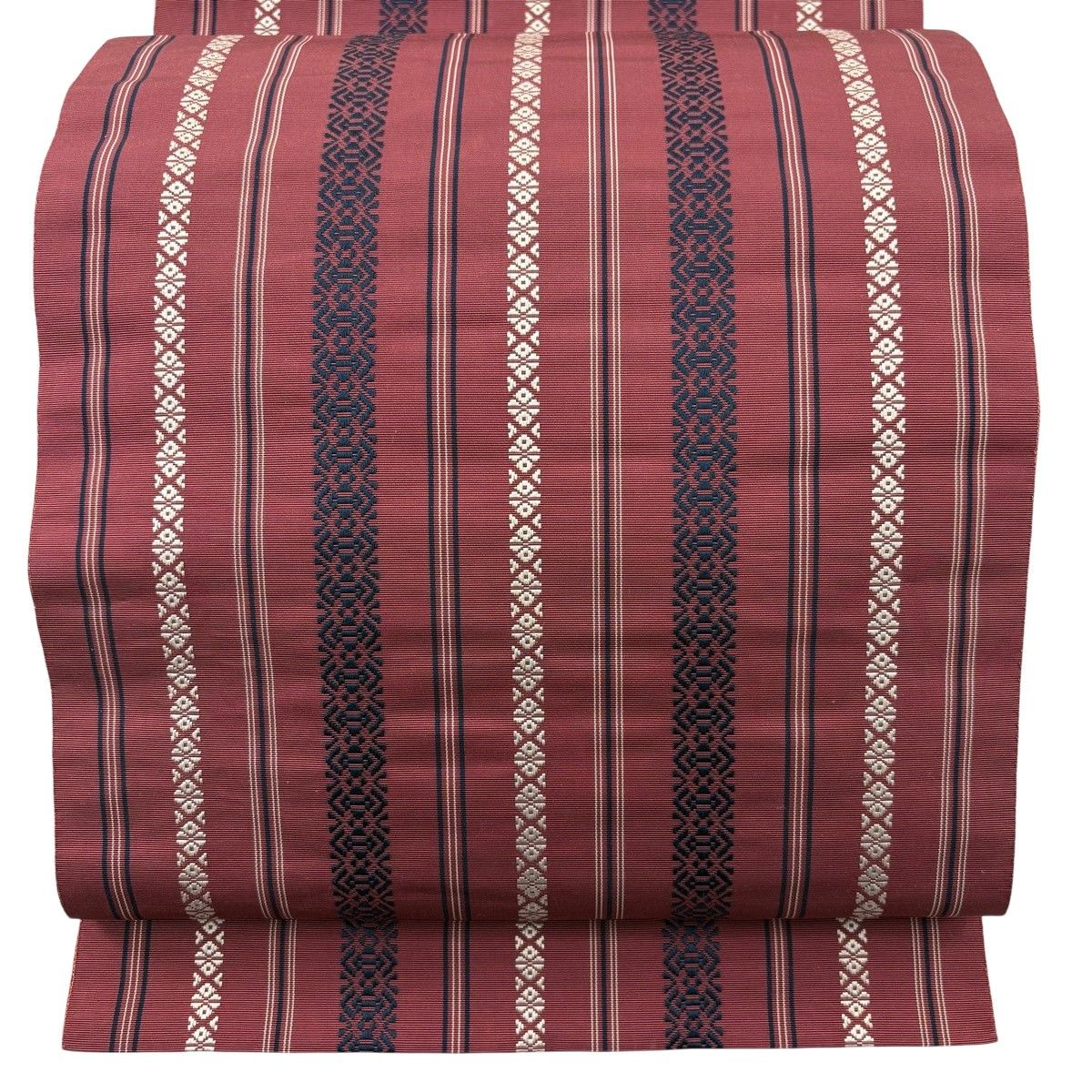 美品】 名古屋帯 秀品 八寸名古屋帯 縞 独鈷 小豆色 正絹 【中古