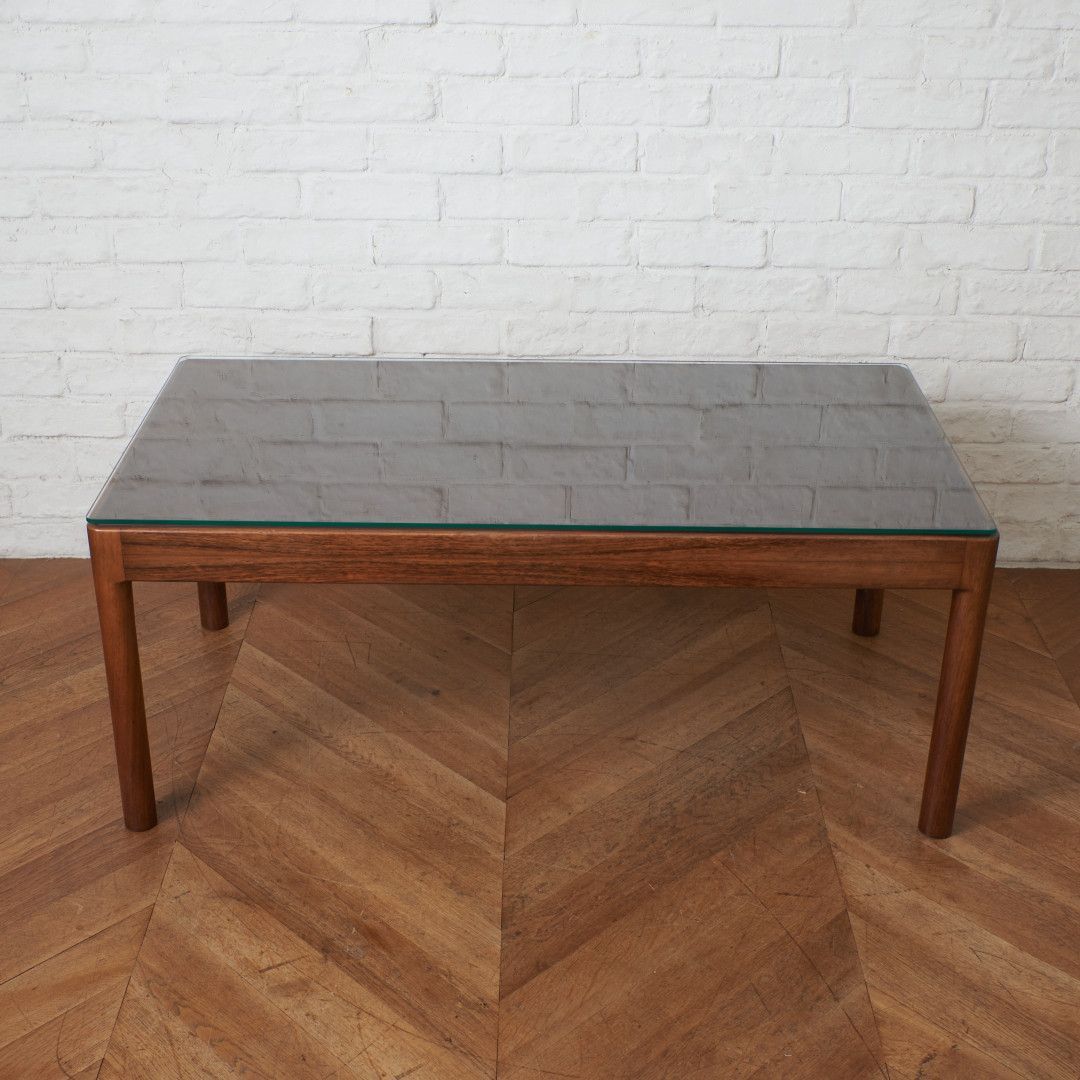 ヴィンテージ　コーヒーテーブル　ローズウッド x スモークガラス サイドテーブル ヴィンテージ コーヒーテーブル ローズウッド x スモークガラス サイド