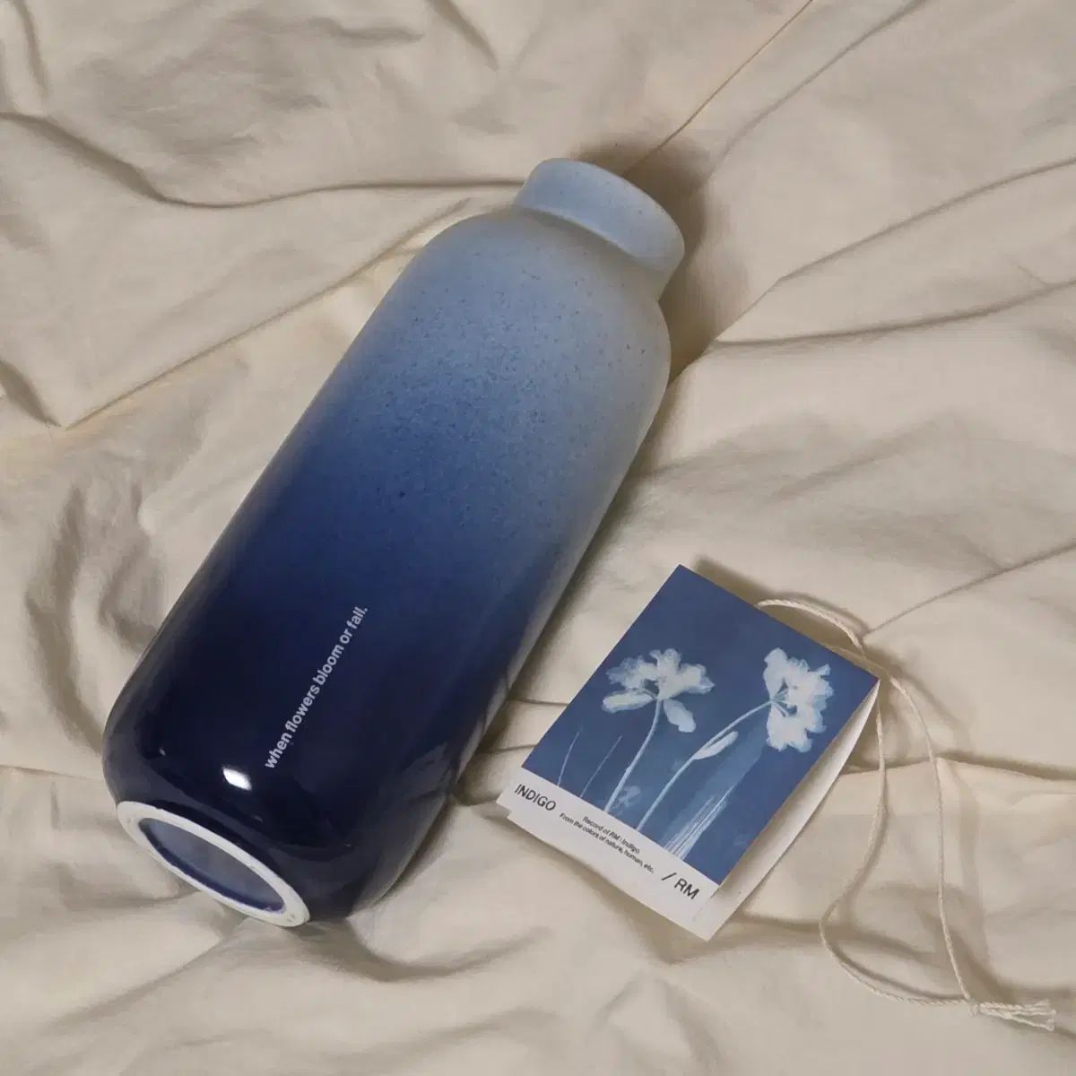 BTS RM Indigo 花瓶 - メルカリ