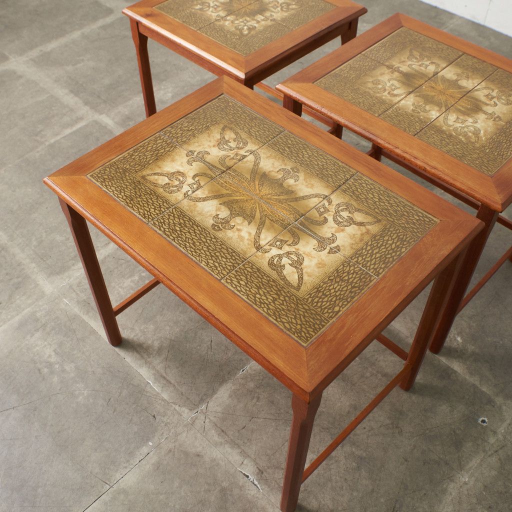 イ*ン様 アンティーク　ネストテーブル デンマーク製 TOFTEN mobelfabrikken 60s ネストテーブル タイルトップ