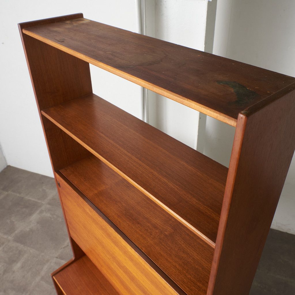 【送料込】Herbert E.Gibbs チーク材 ヴィンテージキャビネット Herbert E. Gibbs ビューロー ブックケース チーク 英国 ヴィンテージ