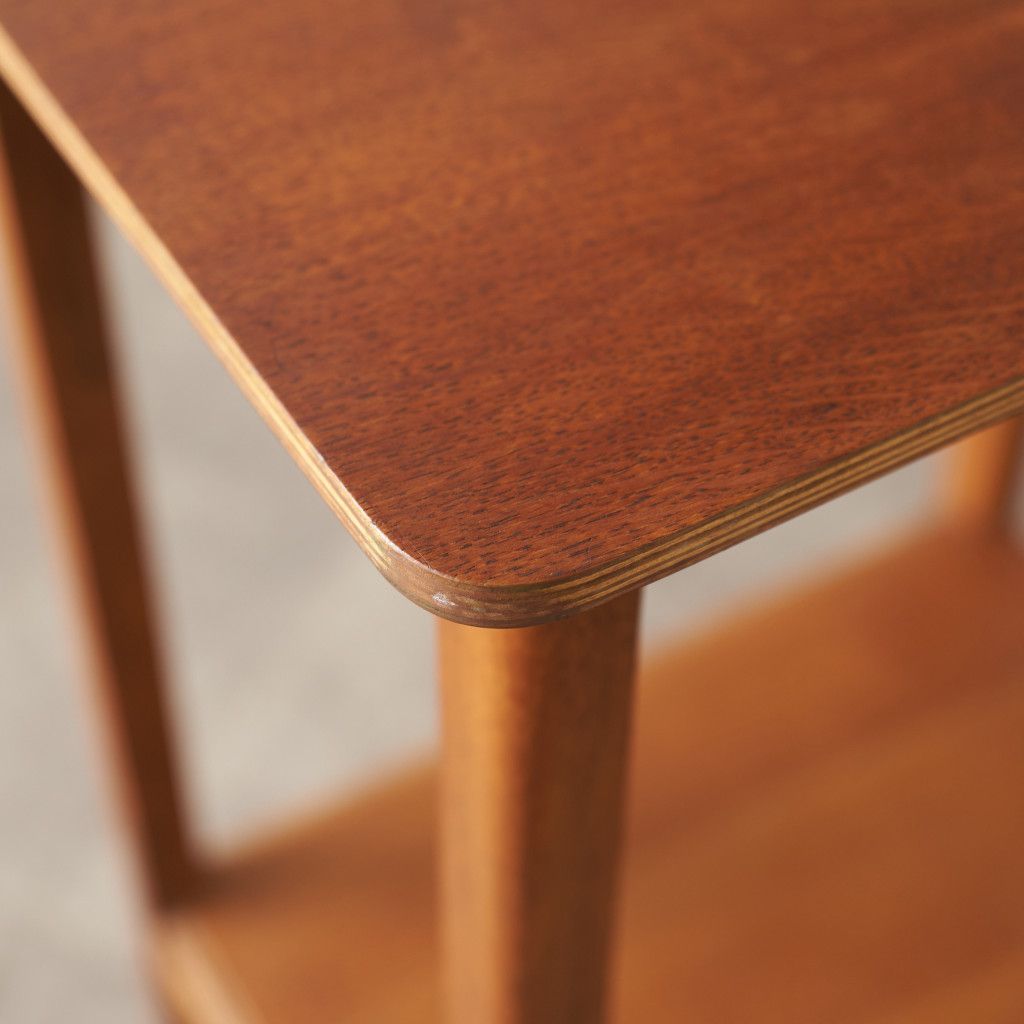 英国 アンティーク キャスター付き サイドテーブル 飾り棚