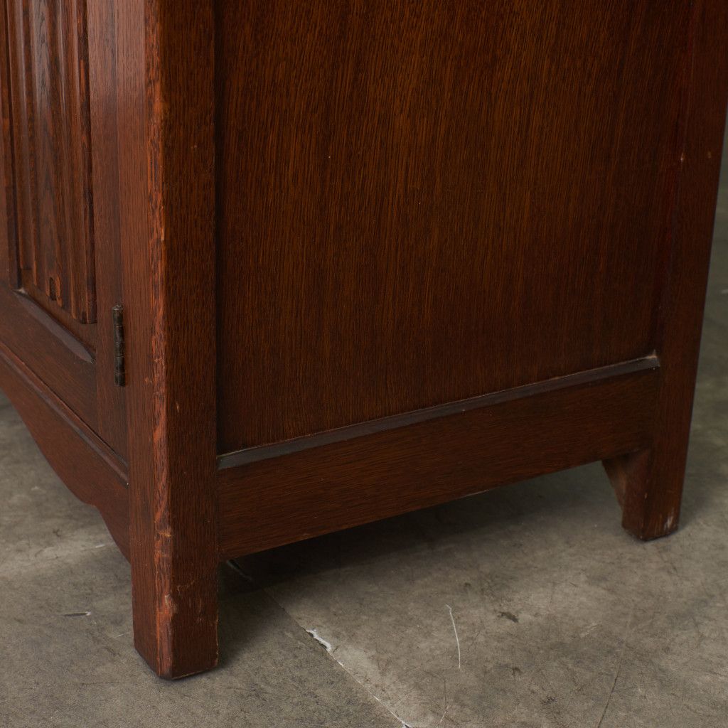 英国 クラシック カップボード オーク 木彫刻 ステンドグラス 食器棚