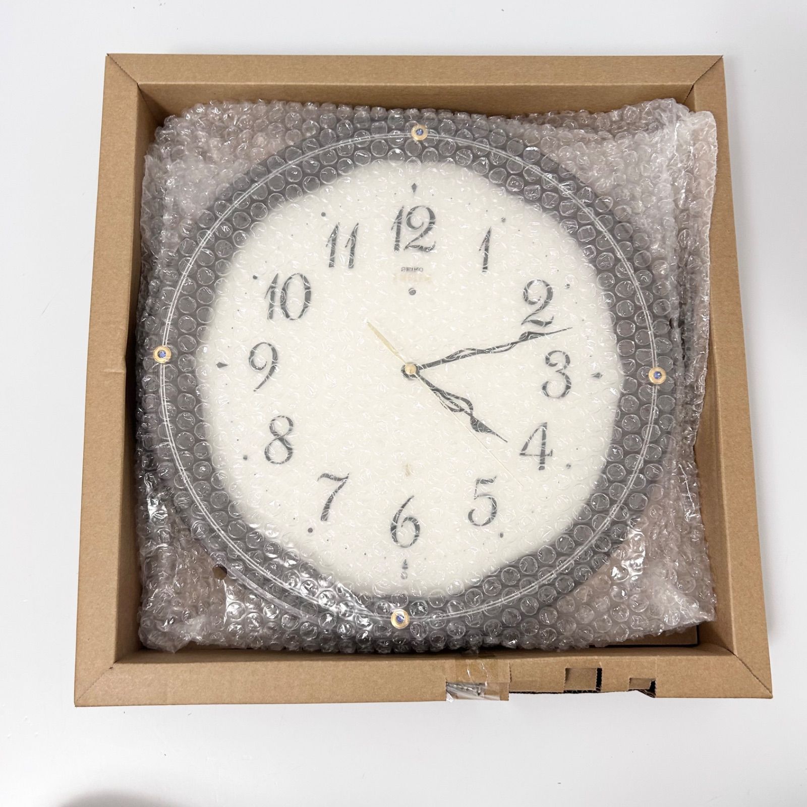 極美品✨ SEIKO EMBLEM 掛け時計 電波時計 スイープ HS551B 美品 SEIKO セイコー EMBLEM エムブレム 掛け時計 電波時計 スイープ