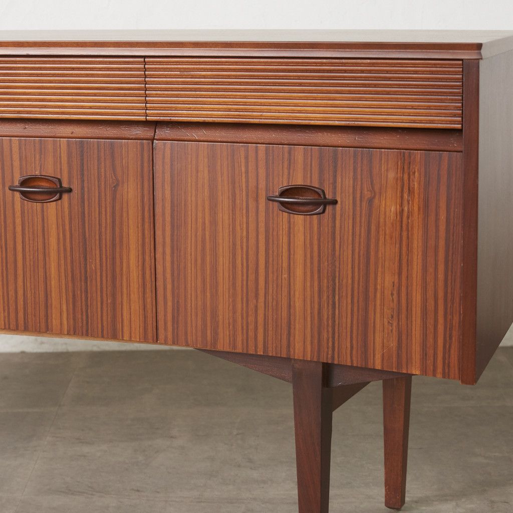 Elliotts of Newbury ヴィンテージ サイドボード 英国 ミッド