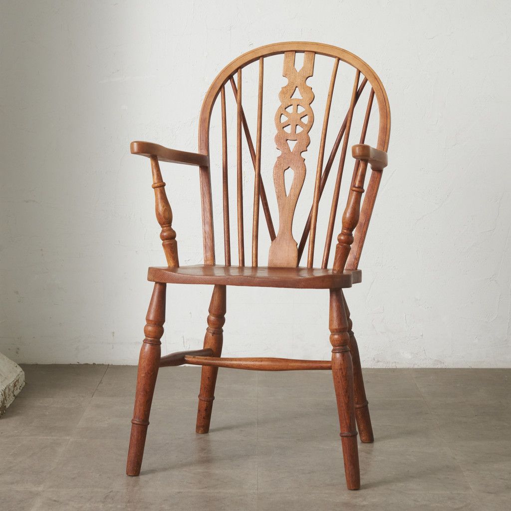 英国 クラシック ホイールバック アームチェア 無垢材 ウィンザー