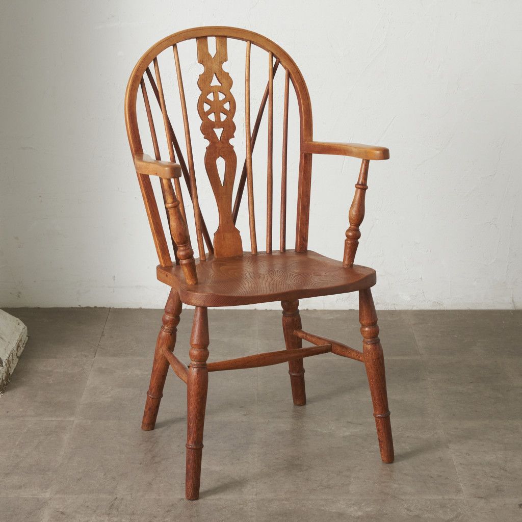 英国 クラシック ホイールバック アームチェア 無垢材 ウィンザー