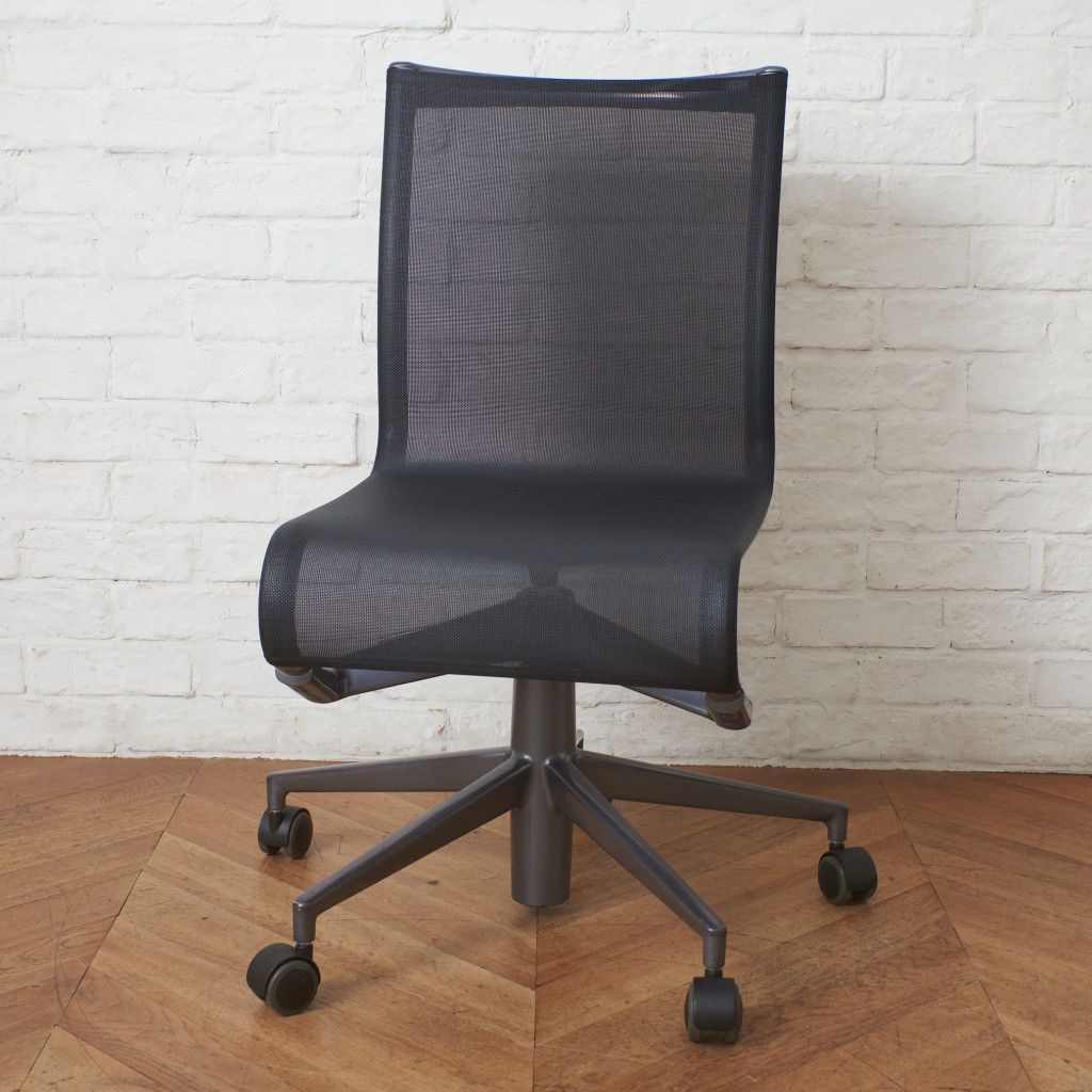 カッシーナ Alias ローリングフレーム キャスター スウィベルチェア 椅子 チェア デスクチェア イタリア cassina アリアス 94920