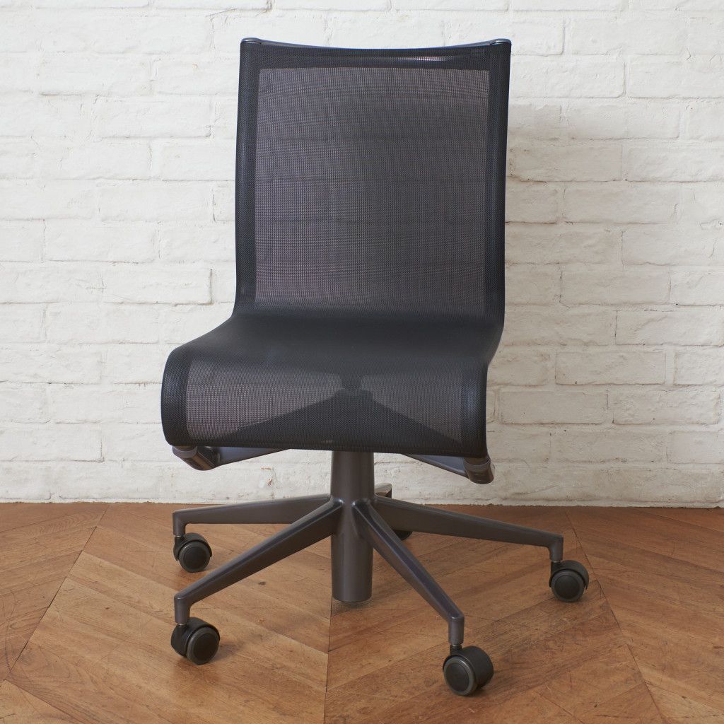 カッシーナ Alias ローリングフレーム キャスター スウィベルチェア 椅子 チェア デスクチェア イタリア cassina アリアス 94921