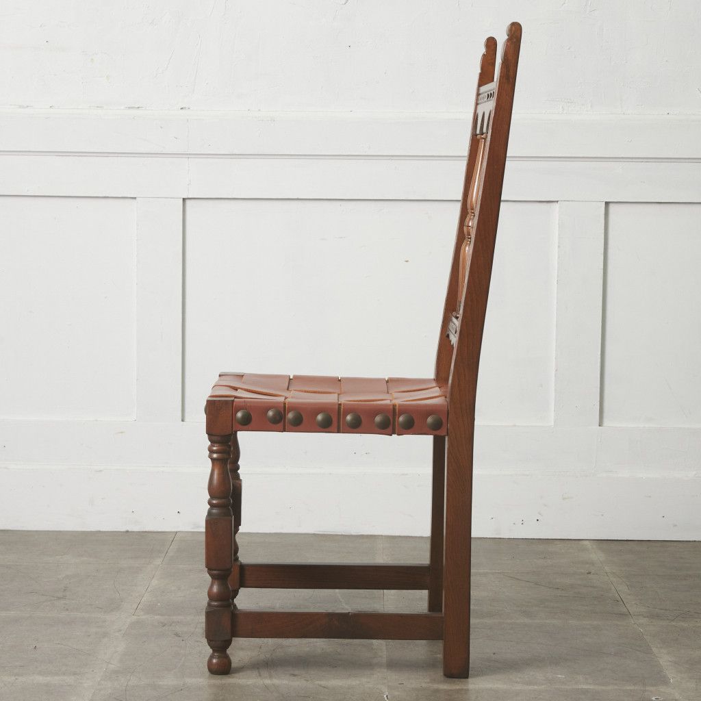 アンティーク　スペイン椅子　木製 彫刻　2脚 スペイン ヴィンテージ ダイニングチェア 本革 木彫刻 ビーチ 無垢材