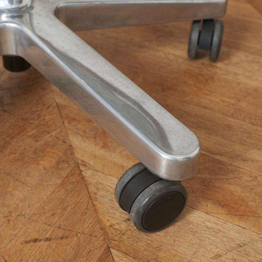 オフィスチェア