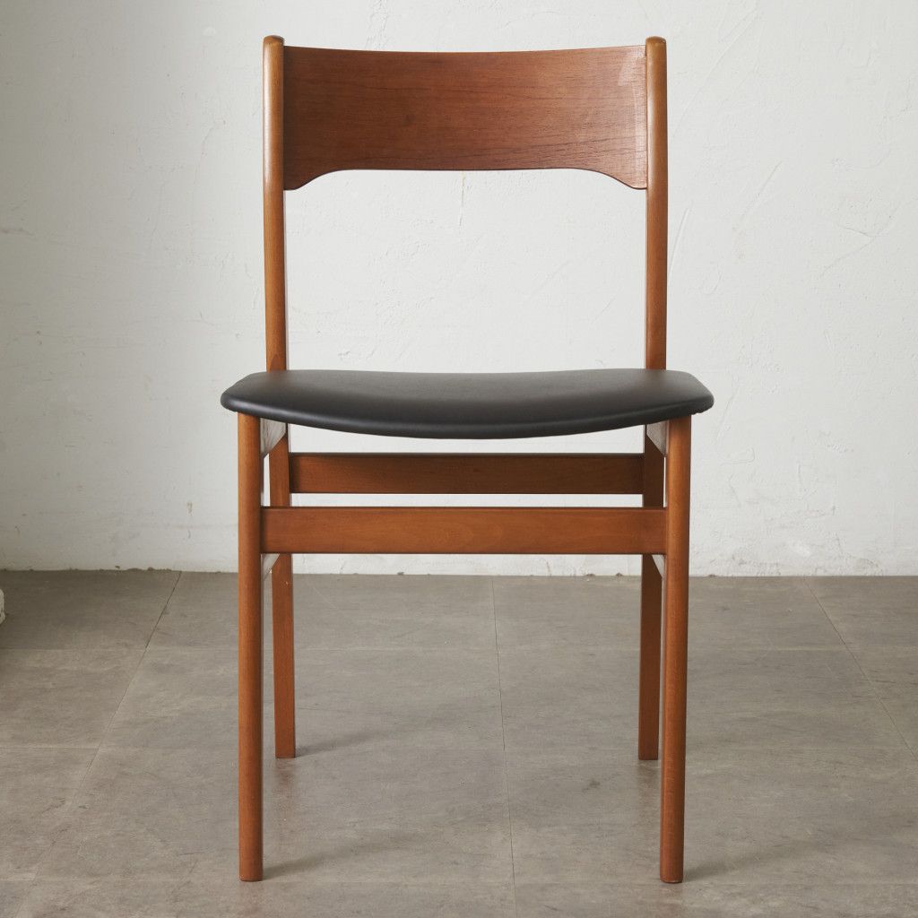 北欧ビンテージ家具　ダイニングチェア　木製椅子　チーク材　イギリス 英国 ヴィンテージ ダイニングチェア 木製 椅子 チーク 天然木 北欧