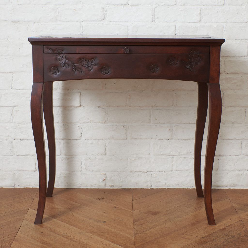 アンティーク　サイドテーブル　コーヒーテーブル　花彫刻　軽井沢彫り？ アンティーク サイドテーブル コーヒーテーブル 花彫刻 軽井沢彫り？