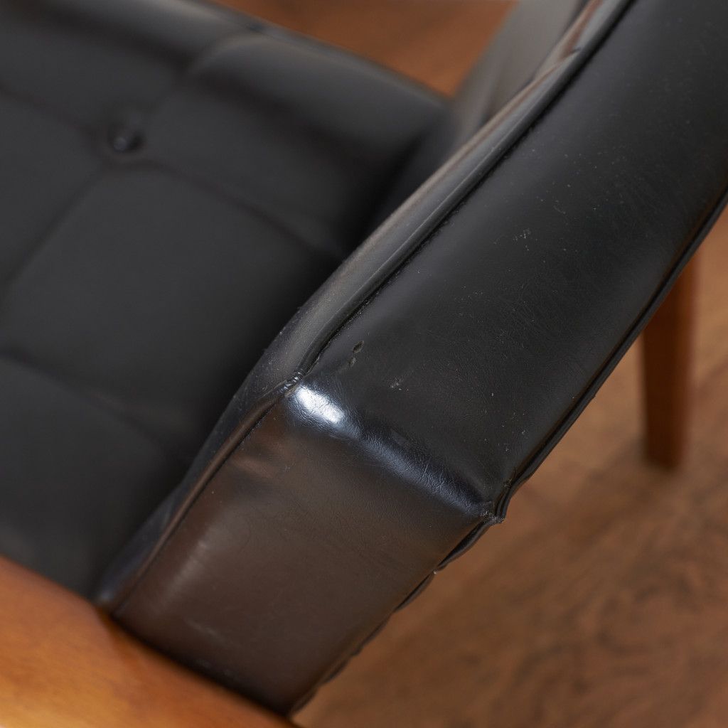 カリモク60 Kチェア