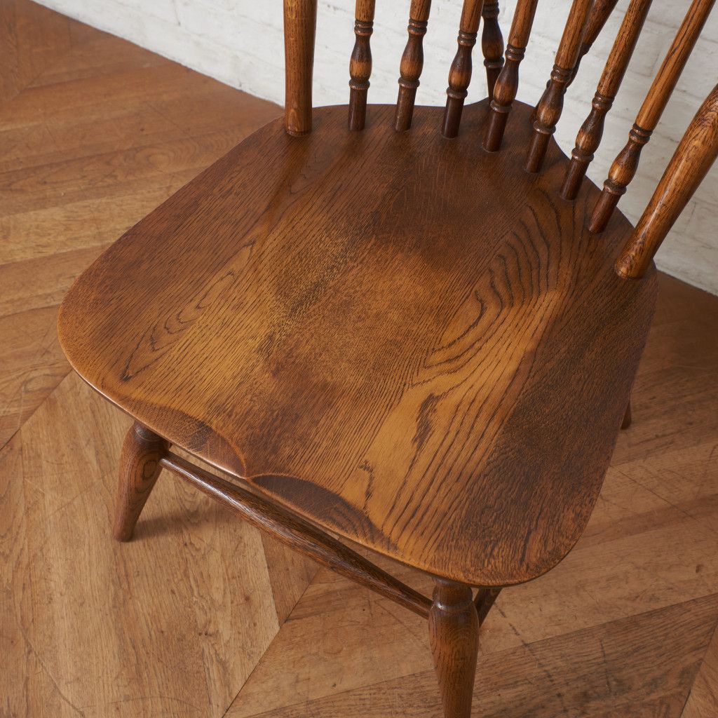 飛騨産業 キツツキ ウィンザーチェア スピンドルバック 無垢材 オーク