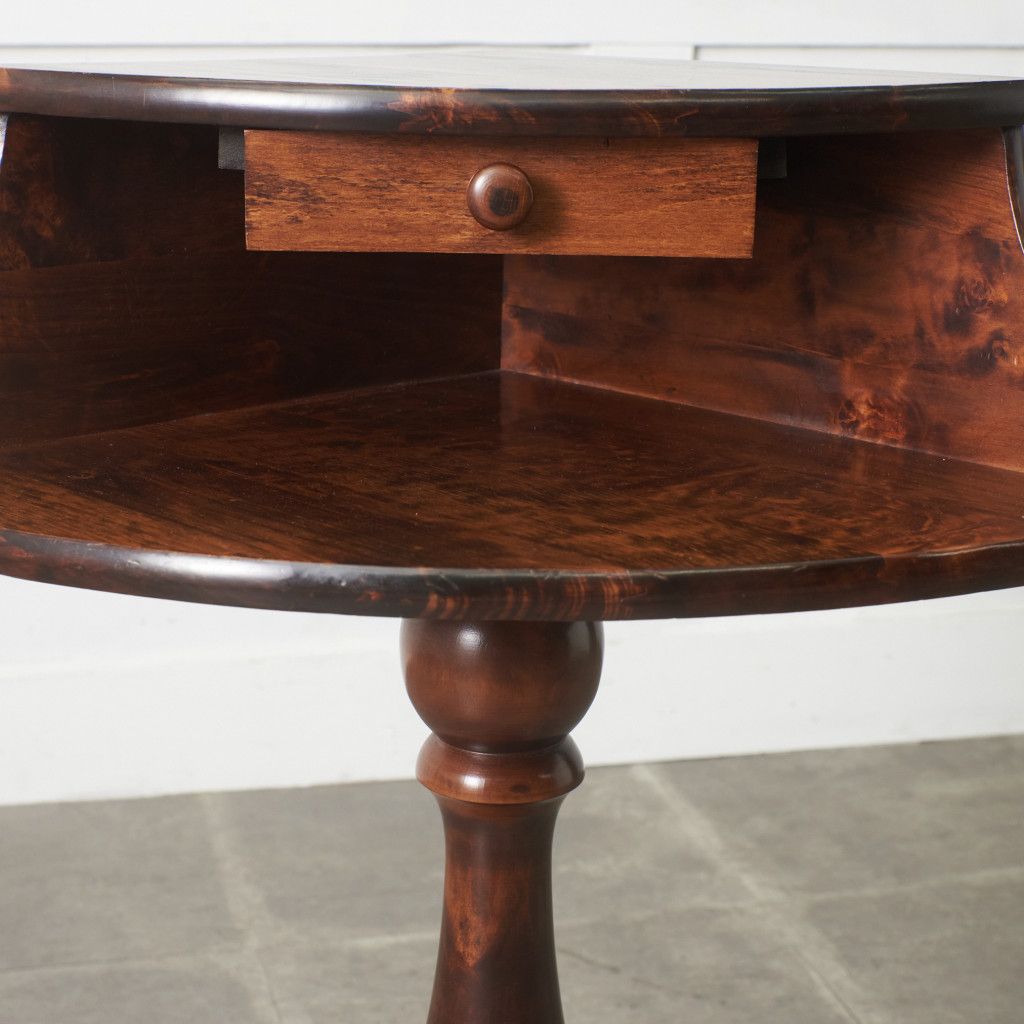 イタリア製　Demain アンティーク　サイドテーブル　コンソールテーブル　家具 イタリア製Demain アンティークサイドテーブルコンソールテーブル家具