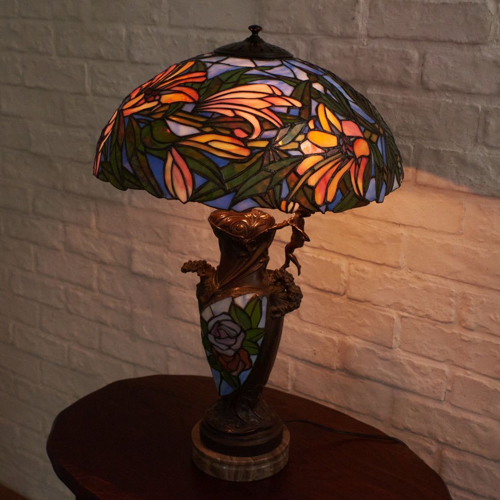 ステンドグラス ティファニーランプ 花模様 テーブルランプ アール