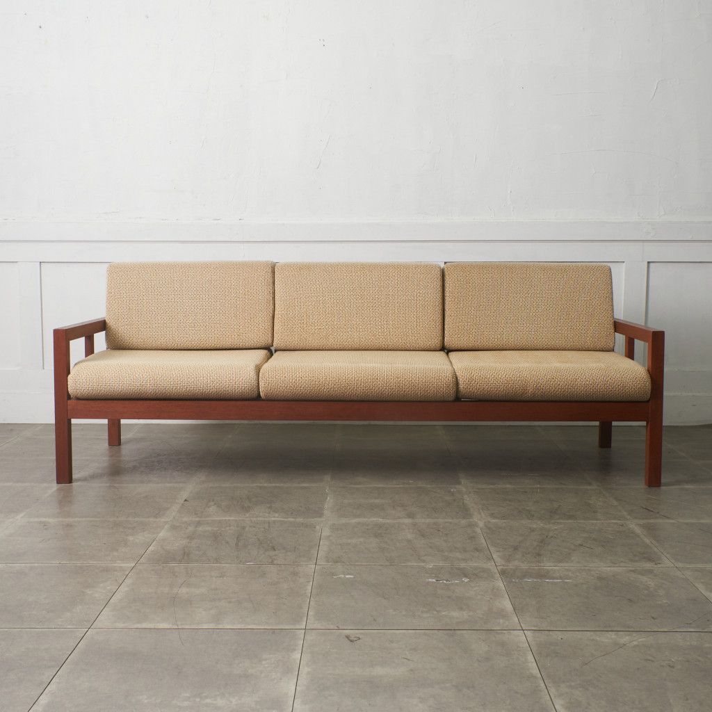 ヴィンテージ 3人掛け ソファ 無垢材 チーク 木製 トリプルソファ 北欧