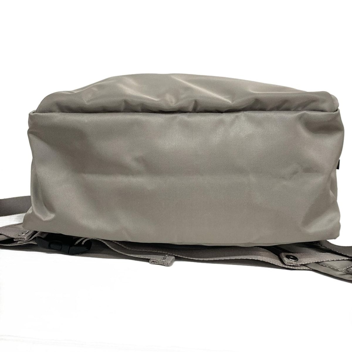 PORTER/吉田(ポーター) リュックサック美品 シェル 679-36807 カーキ