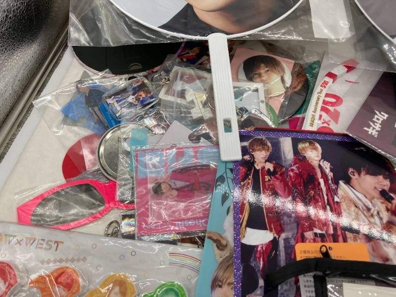 大量まとめ】ジャニーズ グッズ 約3.7kg 嵐 SnowMan なにわ男子