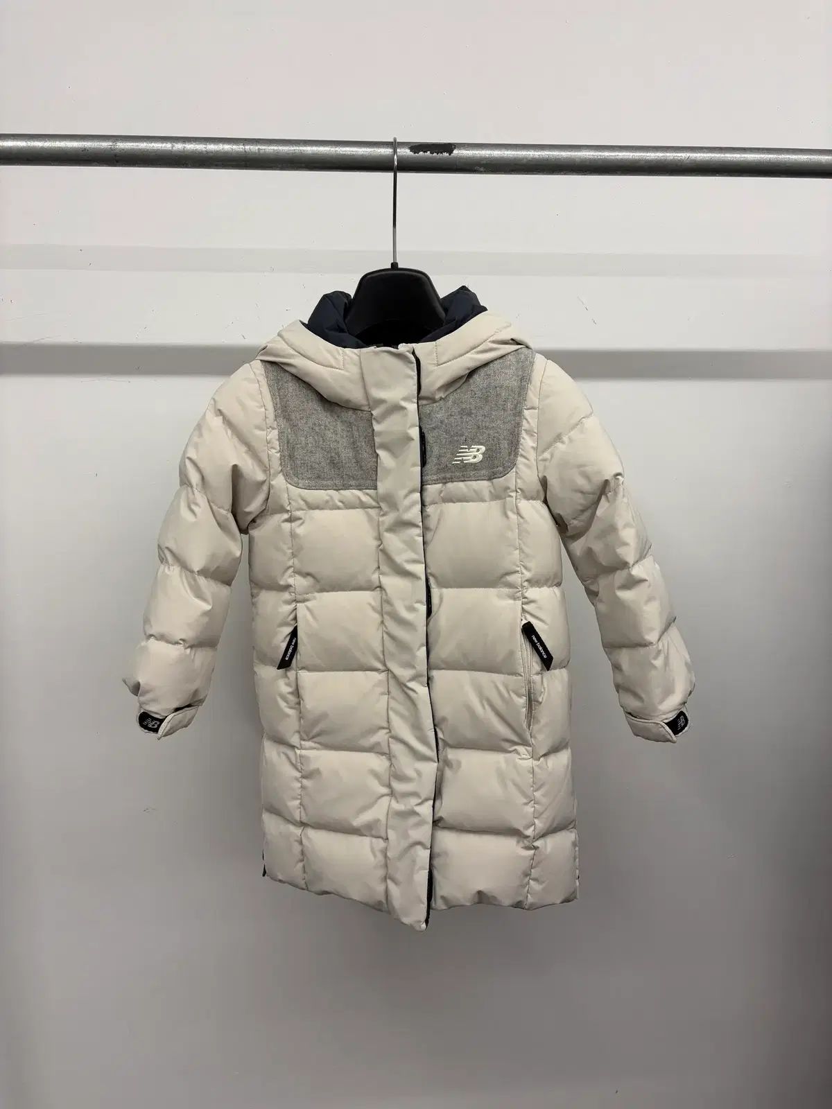 110) ニューバランス キッズ グース ダウン カラーピッカー