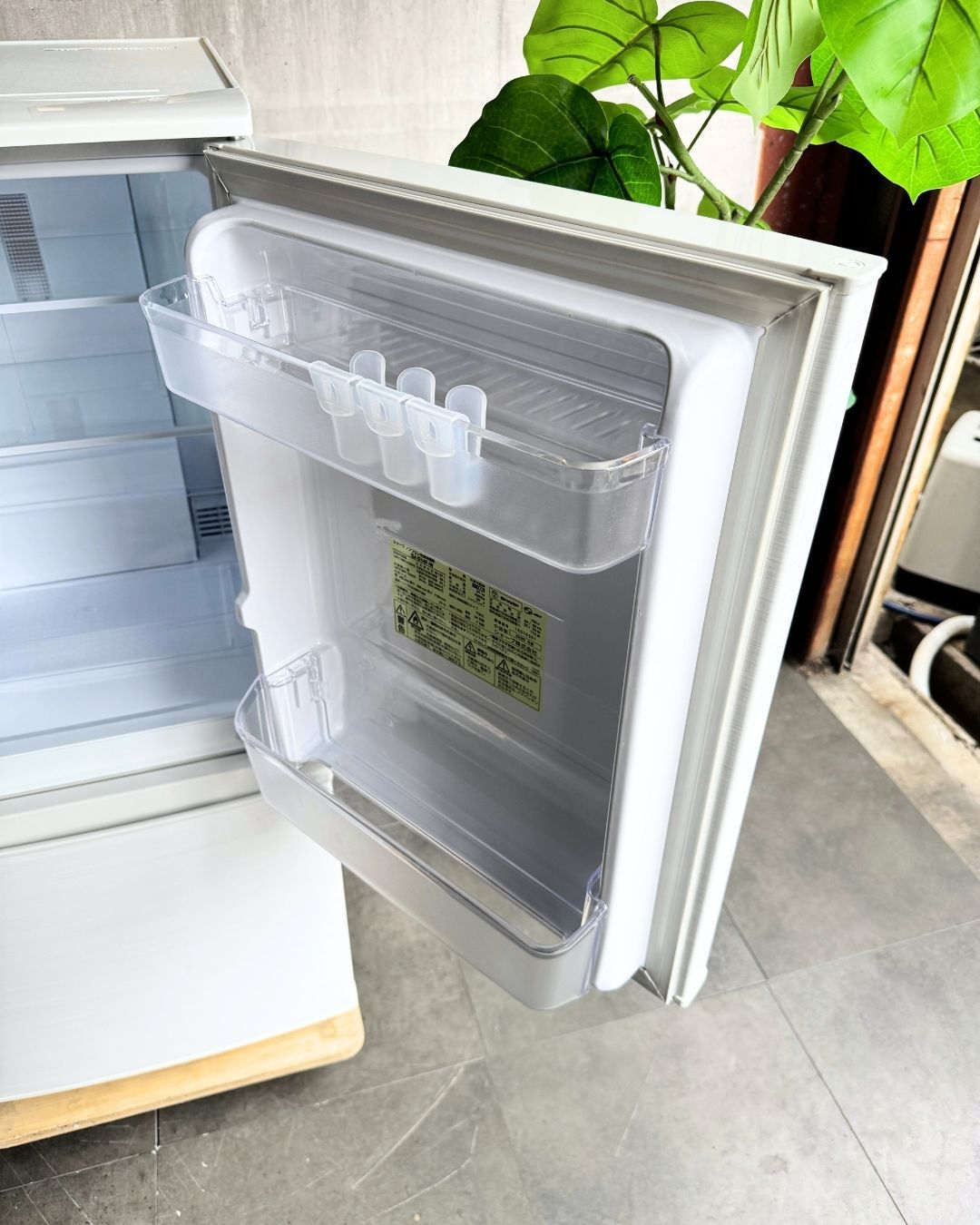 設置まで✨ SHARP 一人暮らし冷蔵庫 137L✨ 2020年製⭕️ 設置まで✨ SHARP 一人暮らし用冷蔵庫 137L✨ 2020年製⭕️ - メルカリ