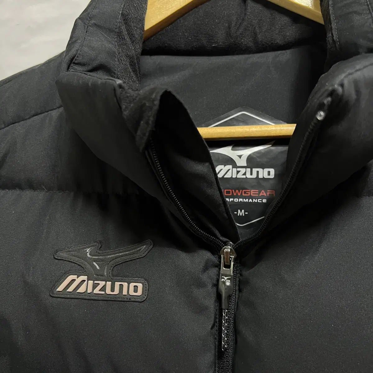 正規品/M ミズノ ダックダウン ブラック ダウン ベスト - メルカリ