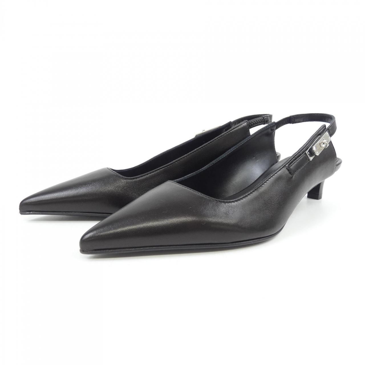 エルメス HERMES ラヴァ- ケリーバックル 252121Z パンプス - メルカリ