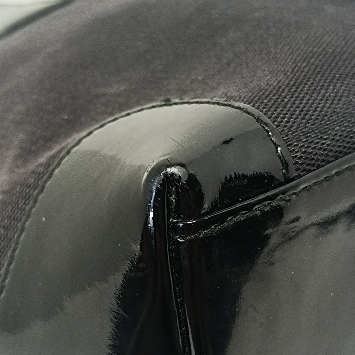 GUCCI(グッチ) ハンドバッグ - 0021119 黒×アイボリー レザー - メルカリ 