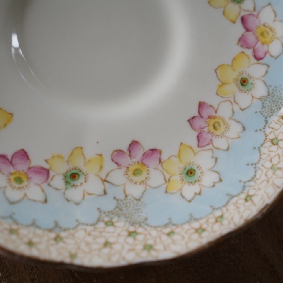 トリオ カップ＆ソーサー