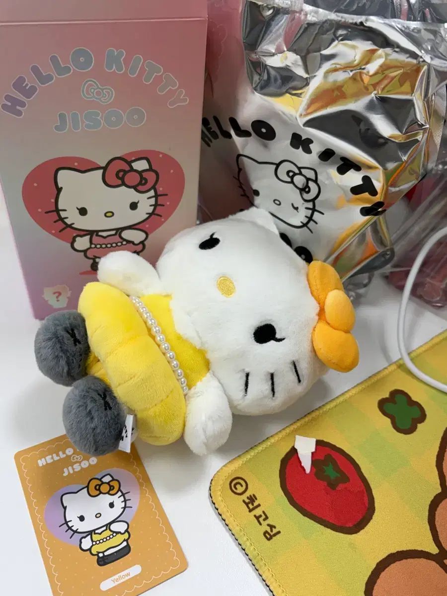 ハローキティ ジス コラボ ぬいぐるみ キーホルダー イエロー (開封