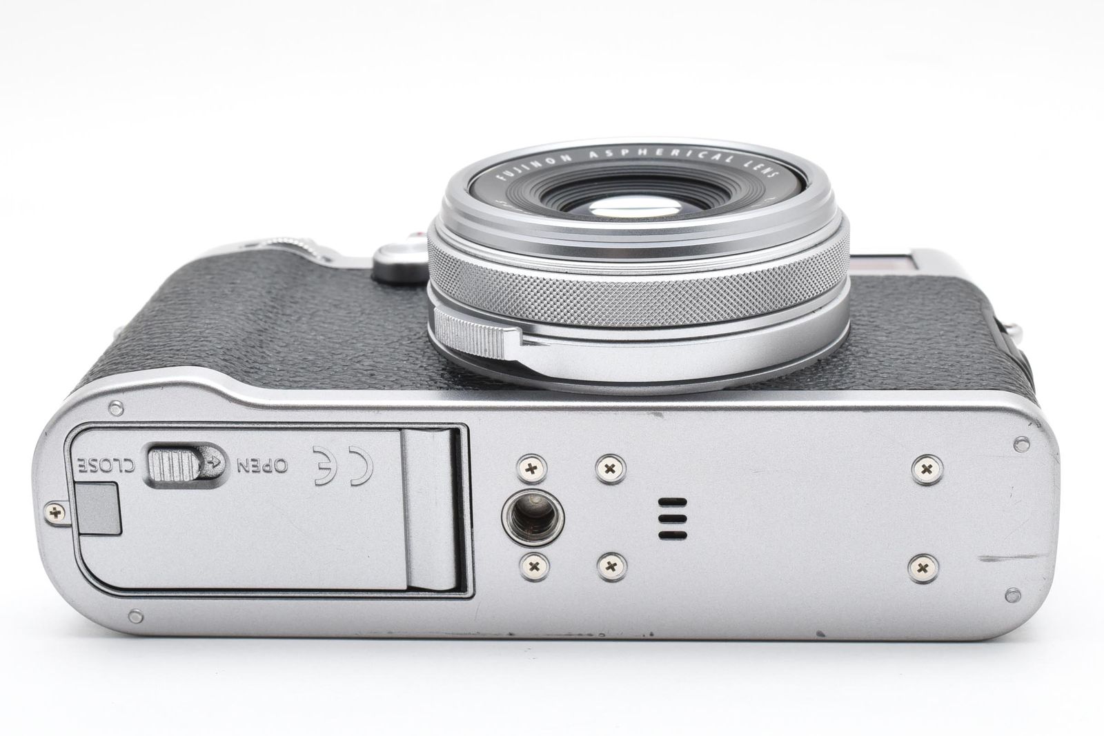 □ 美品 □ フジフィルム FUJIFILM X100F シルバー ≪S数4,700回 動作