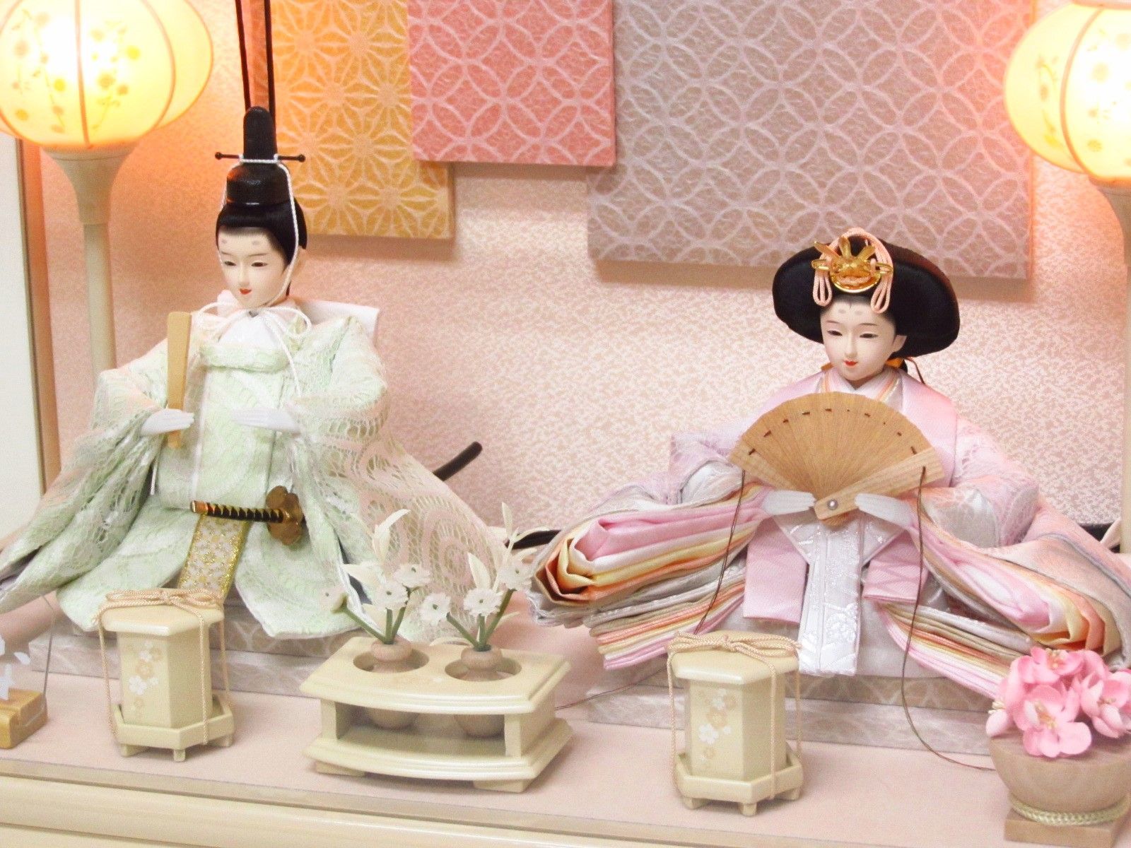 モダン雛人形アクリルケース飾り 間口48 cm奥行29 cm高さ36 cm 親王ケース飾り かわいいひな人形